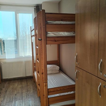 Hostel Ferihegy Vecsés Exteriör bild